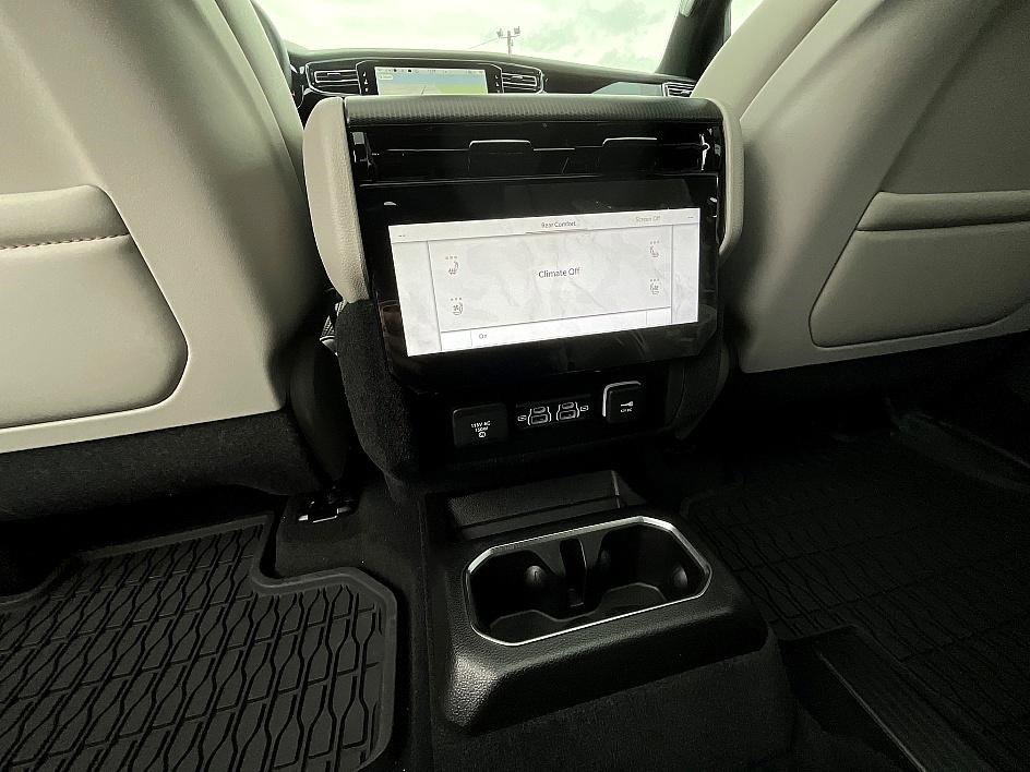 New 2026 Jeep Grand Wagoneer L Summit image 36