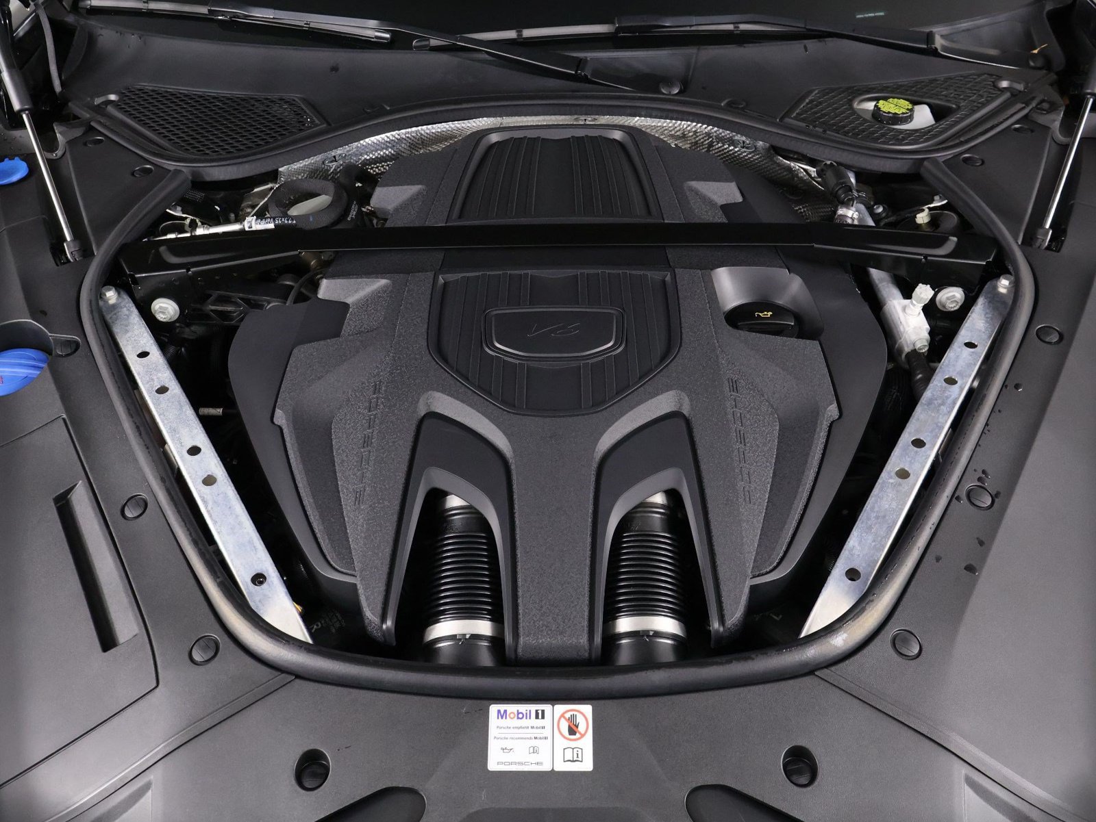 Certified 2023 Porsche Panamera RWD image 26