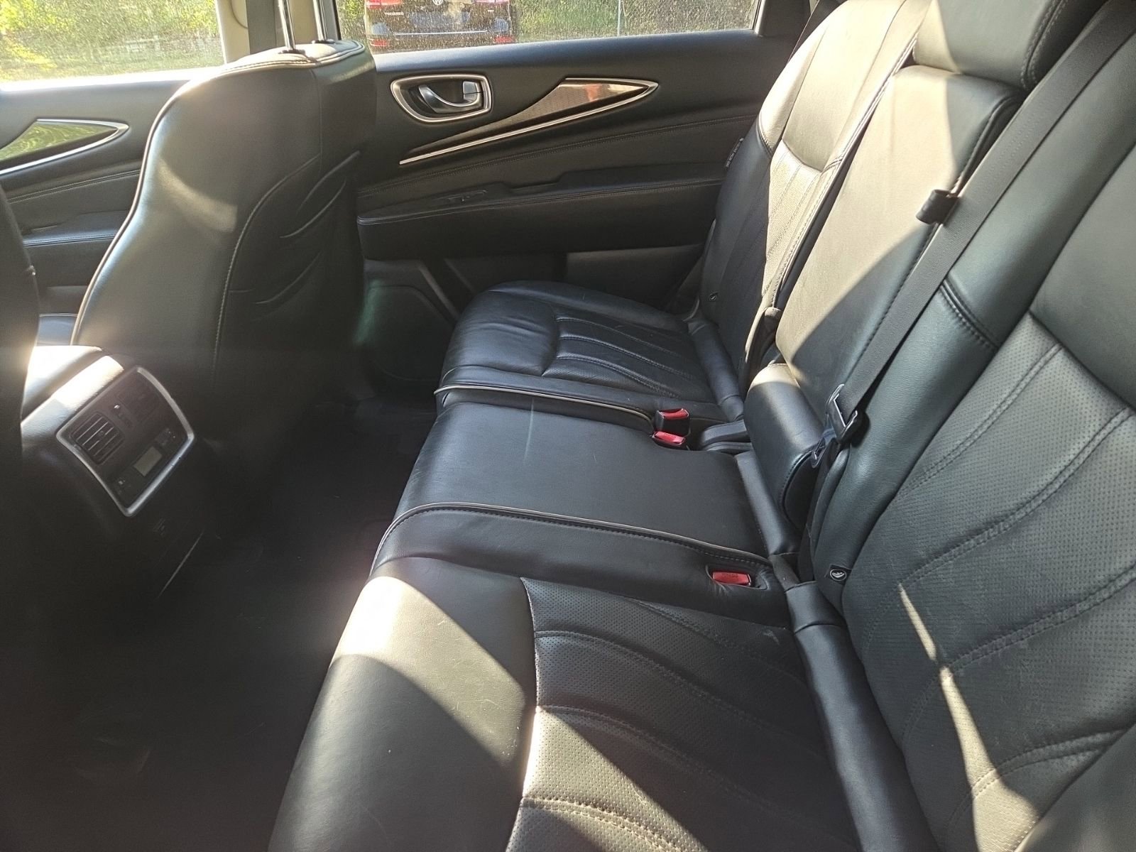 Used 2018 INFINITI QX60 FWD image 10