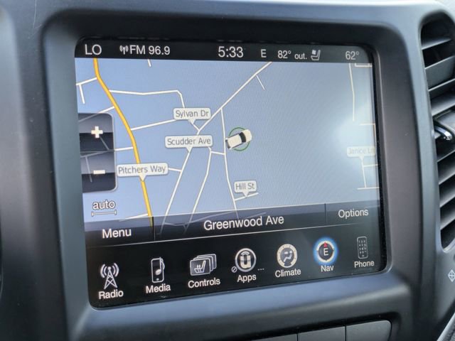 Used 2015 Jeep Cherokee Trailhawk w/ Comfort/Convenience Group image 23