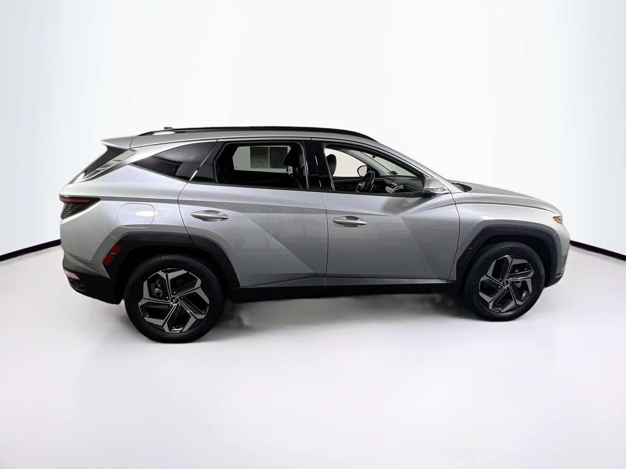 Used 2024 Hyundai Tucson Limited image 4