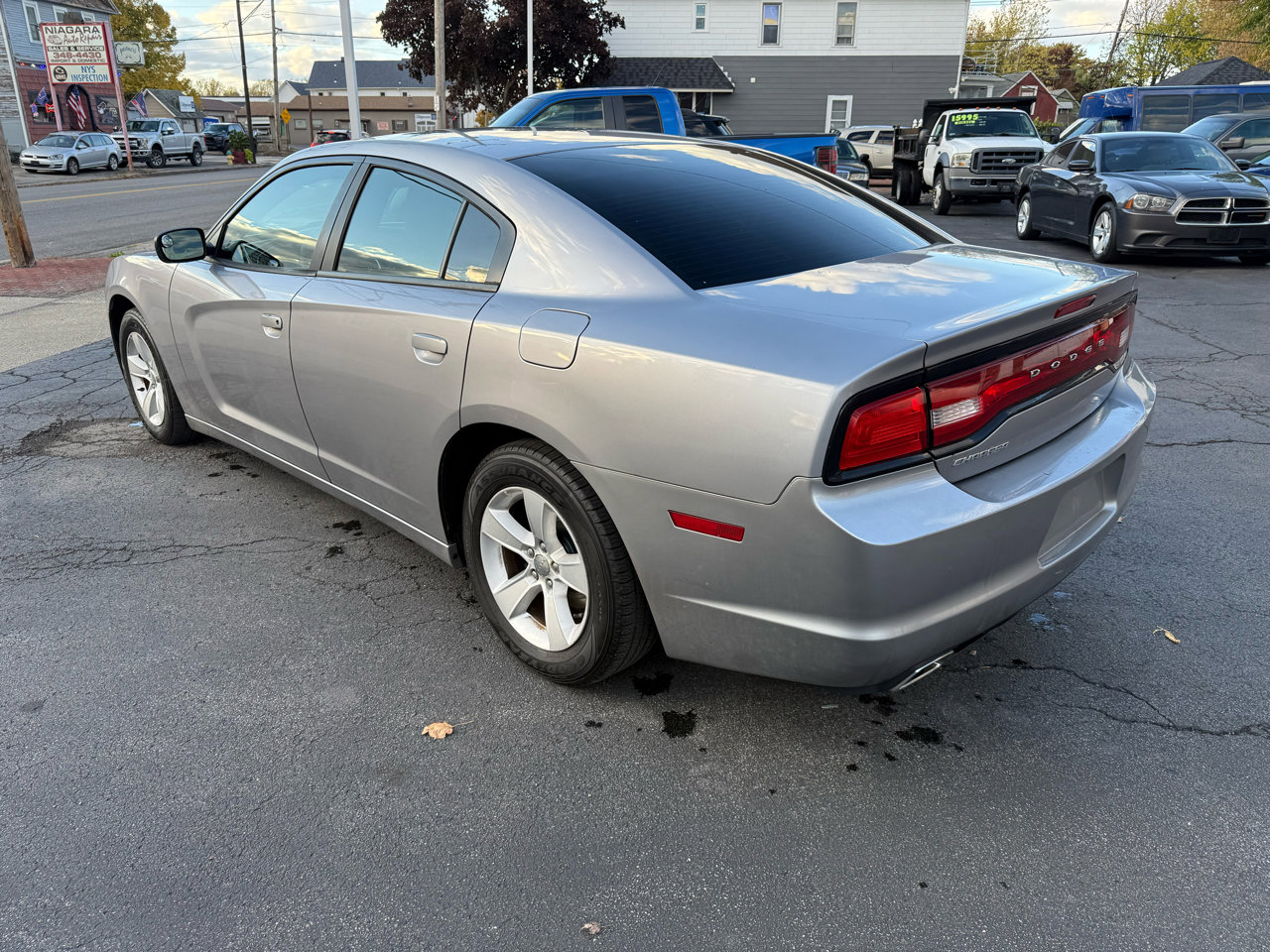 Used 2014 Dodge Charger SE image 7