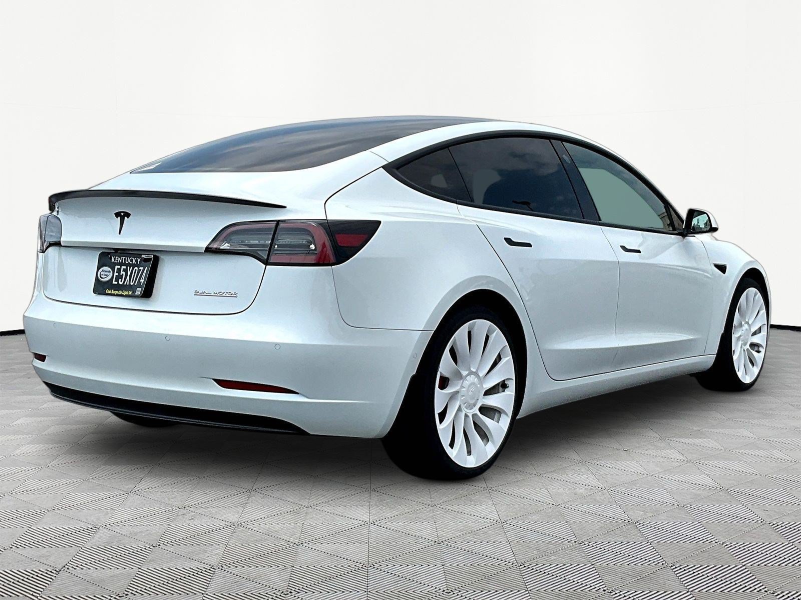 Used 2022 Tesla Model 3 Performance AWD/4WD image 6