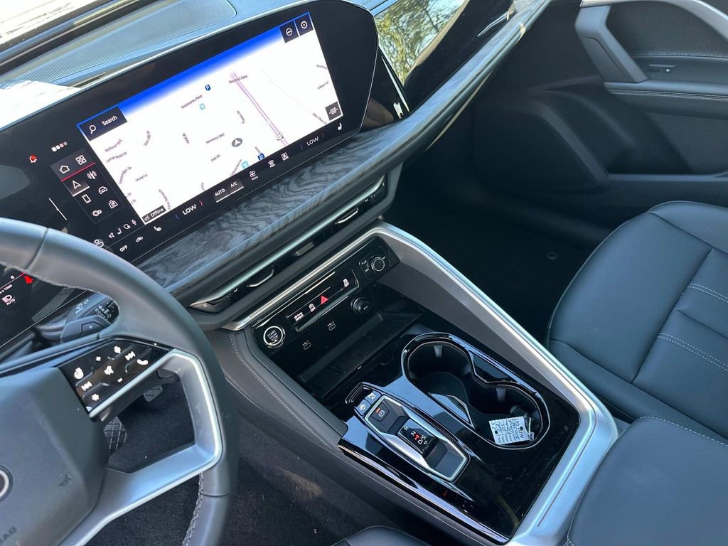 New 2025 Audi Q5 Premium image 23