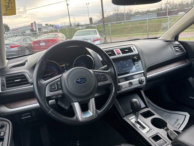 Used 2017 Subaru Outback 2.5i Limited w/ Popular Package #5 image 14