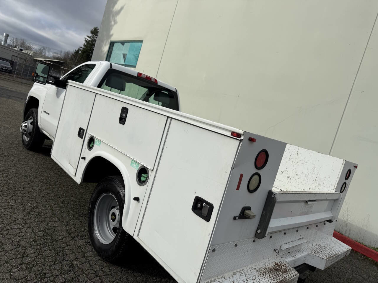 Used 2015 Chevrolet Silverado 3500 W/T w/ WT Convenience Package image 4