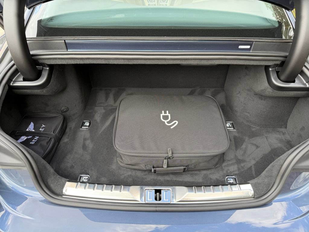 Used 2025 Bentley Continental GT image 34