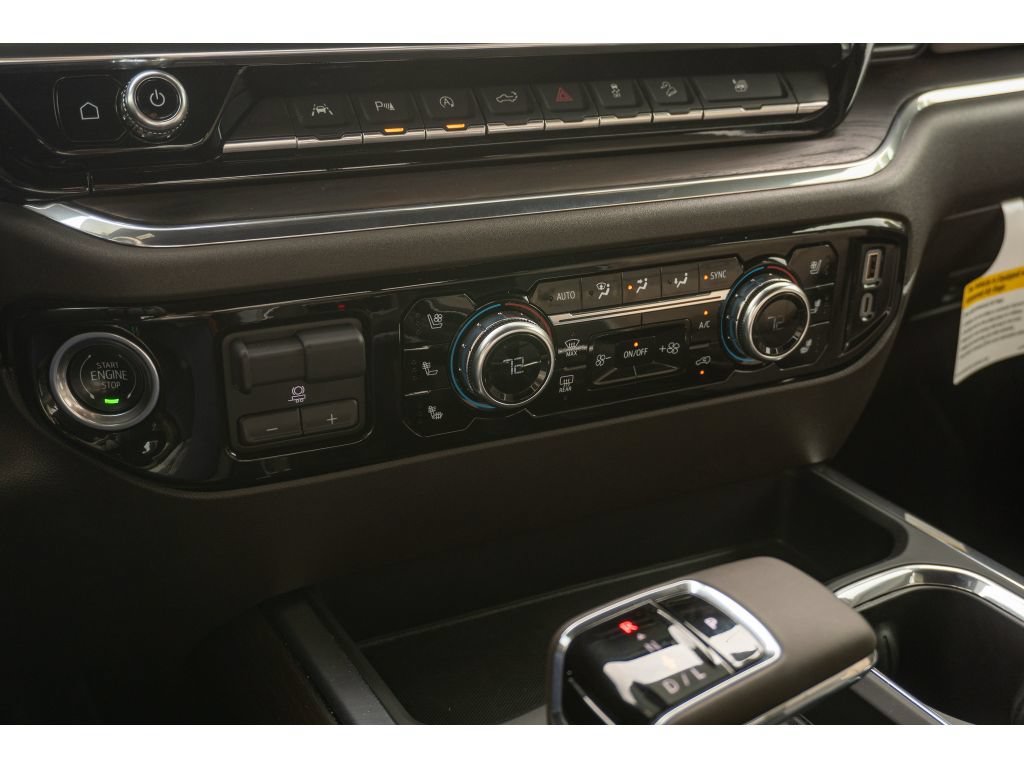 Used 2024 GMC Sierra 1500 SLT AWD/4WD image 24