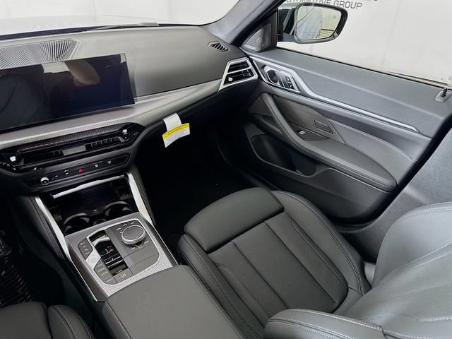 Used 2026 BMW 430i xDrive w/ M Sport Package AWD/4WD image 25
