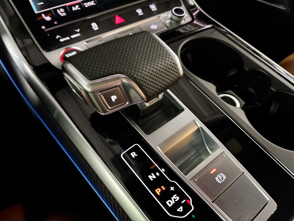 Used 2025 Audi RS Q8 performance image 19