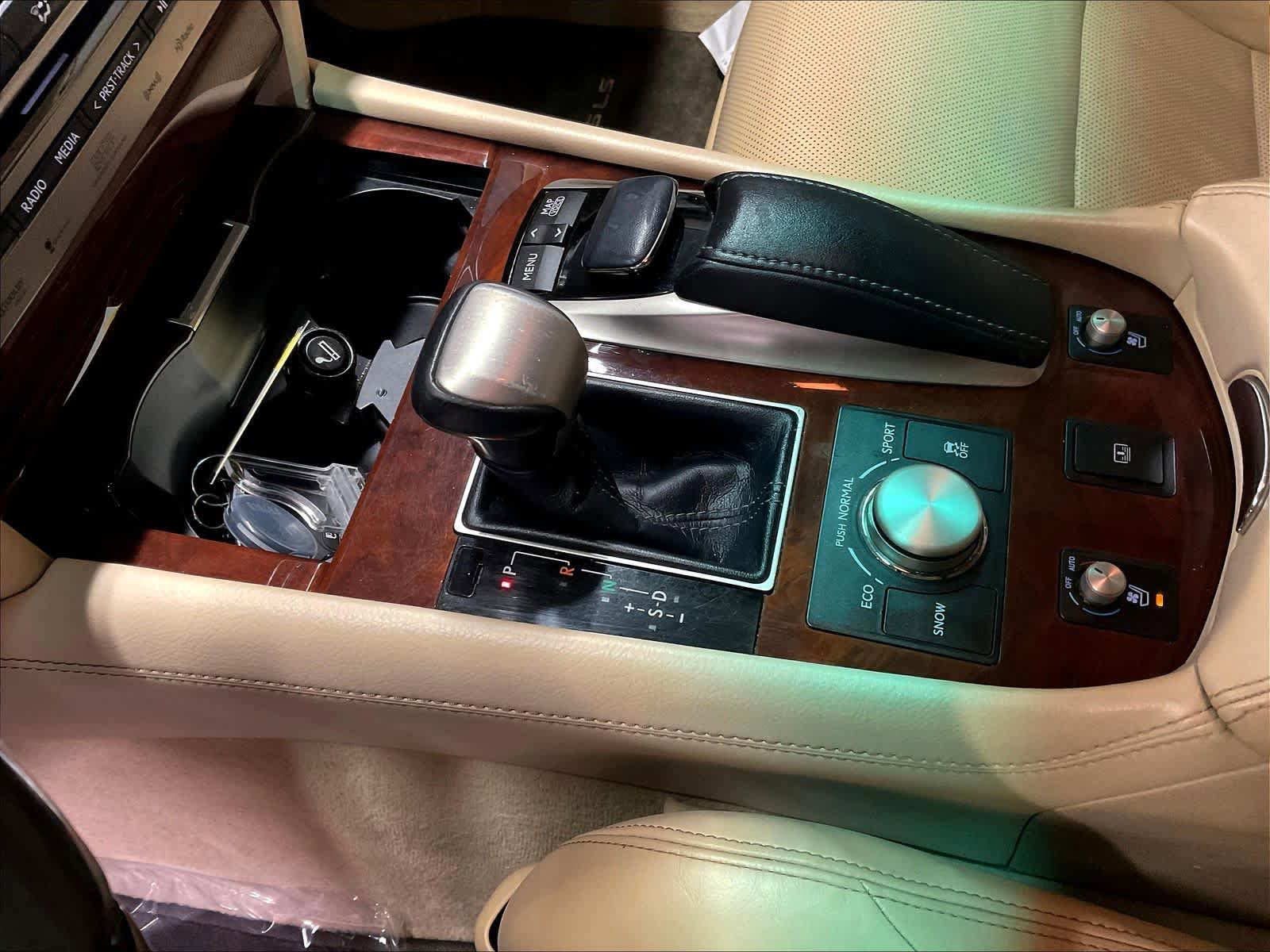 Used 2014 Lexus LS 460 w/ Comfort Package RWD image 19