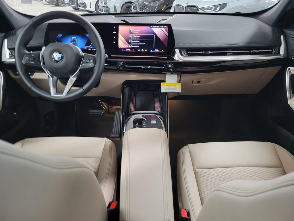 New 2025 BMW X1 xDrive28i w/ Convenience Package AWD/4WD image 7