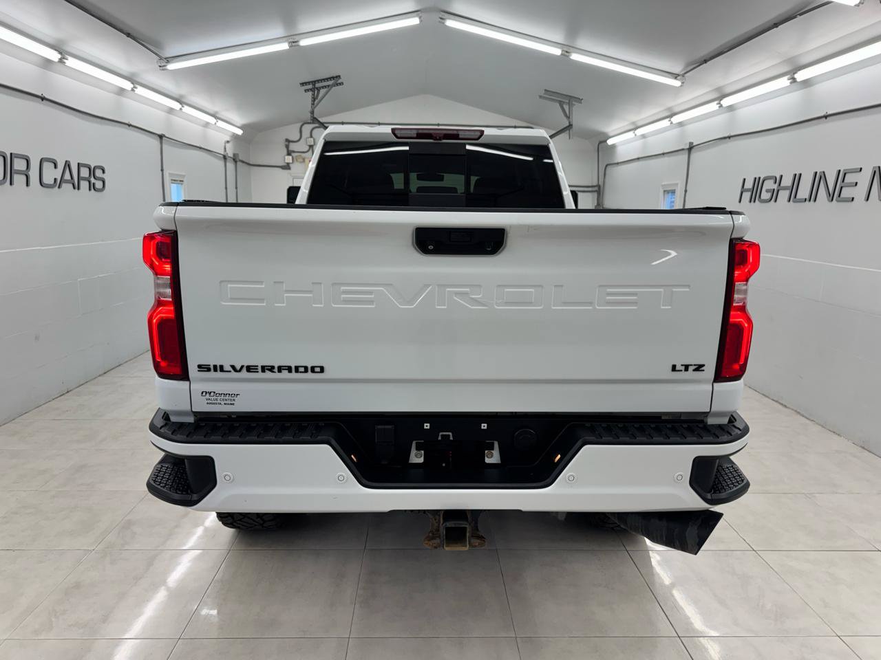 Used 2021 Chevrolet Silverado 2500 LTZ w/ LTZ Plus Package AWD/4WD image 5