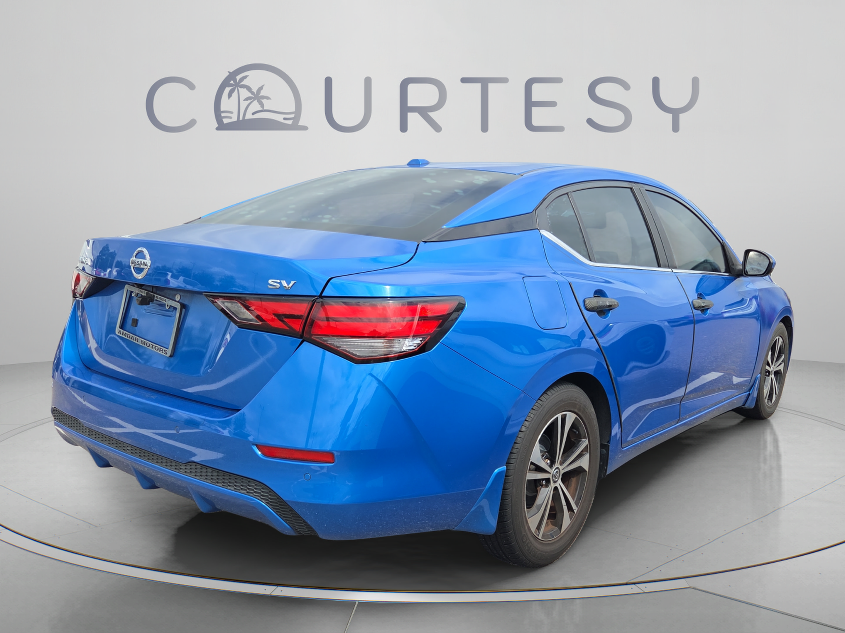 Used 2021 Nissan Sentra SV FWD image 2
