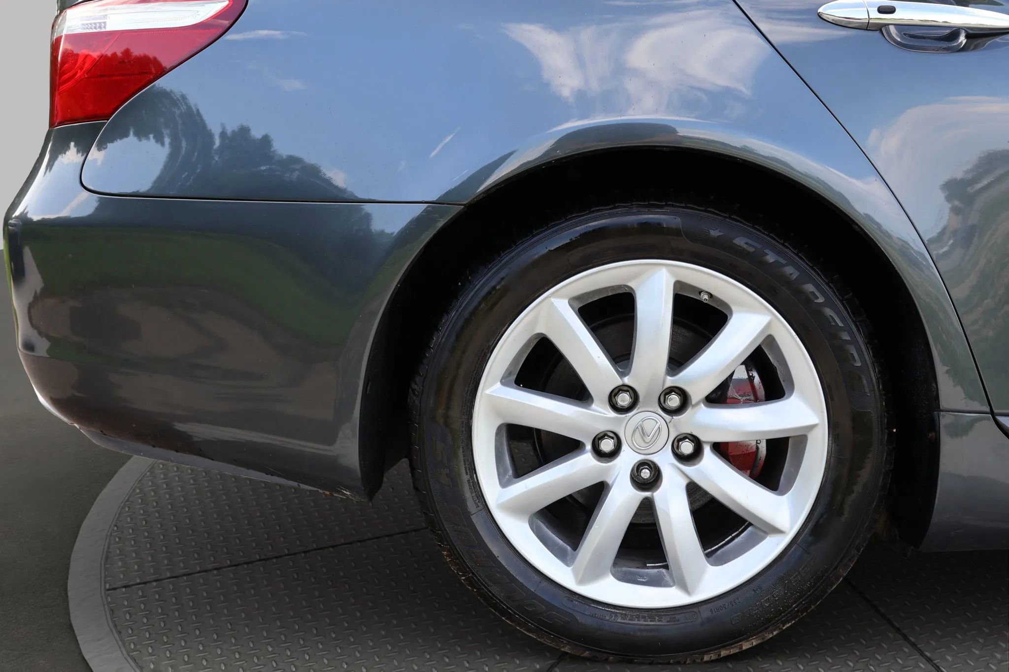 Used 2007 Lexus LS 460 RWD image 28