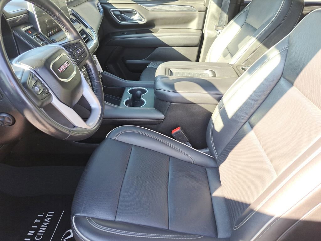 Used 2021 GMC Yukon SLT w/ SLT Premium Package image 24