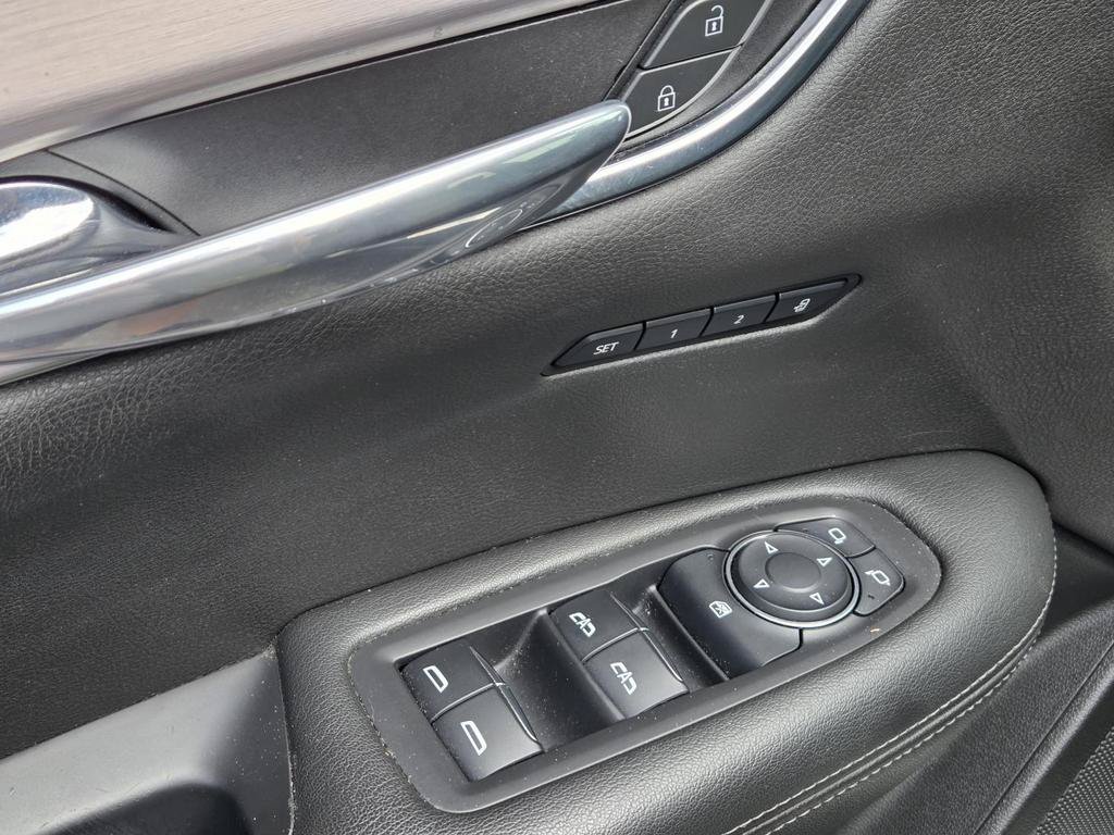 Used 2021 Cadillac XT6 Luxury FWD image 13
