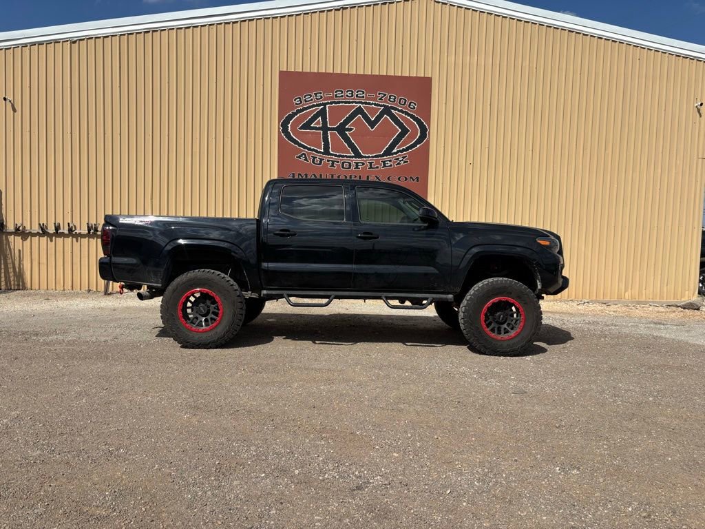 Used 2018 Toyota Tacoma SR w/ SR Convenience Package image 8