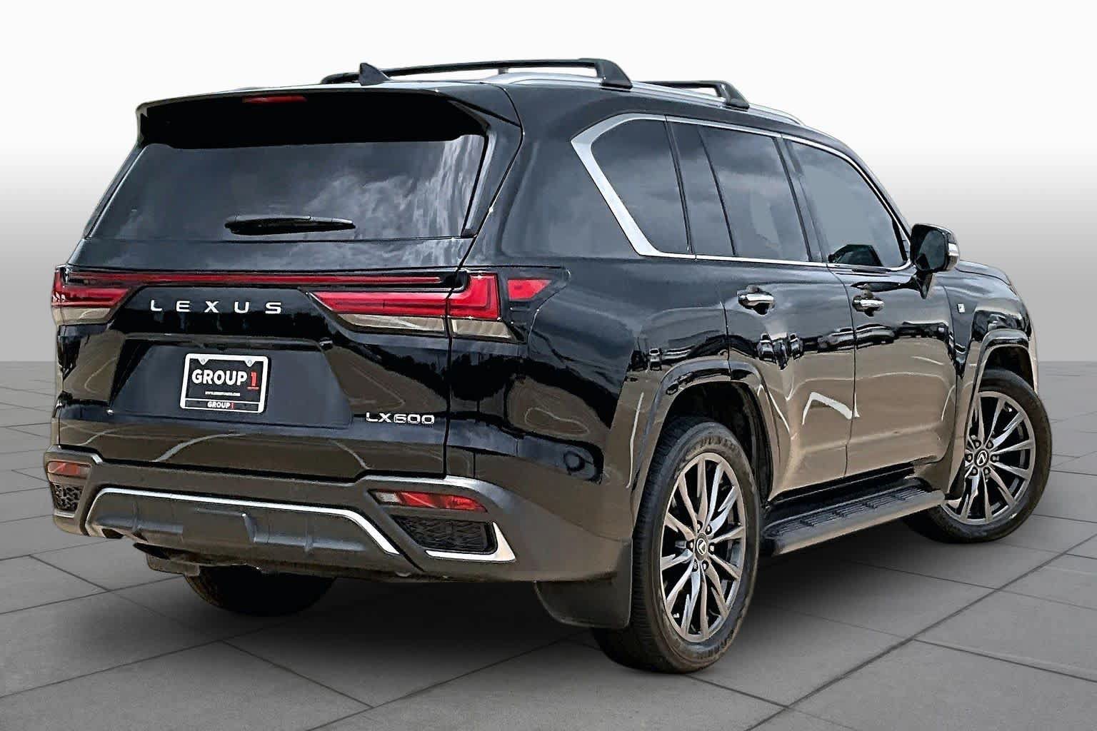 Used 2023 Lexus LX 600 F Sport w/ Accessory Package (Z1) AWD/4WD image 13