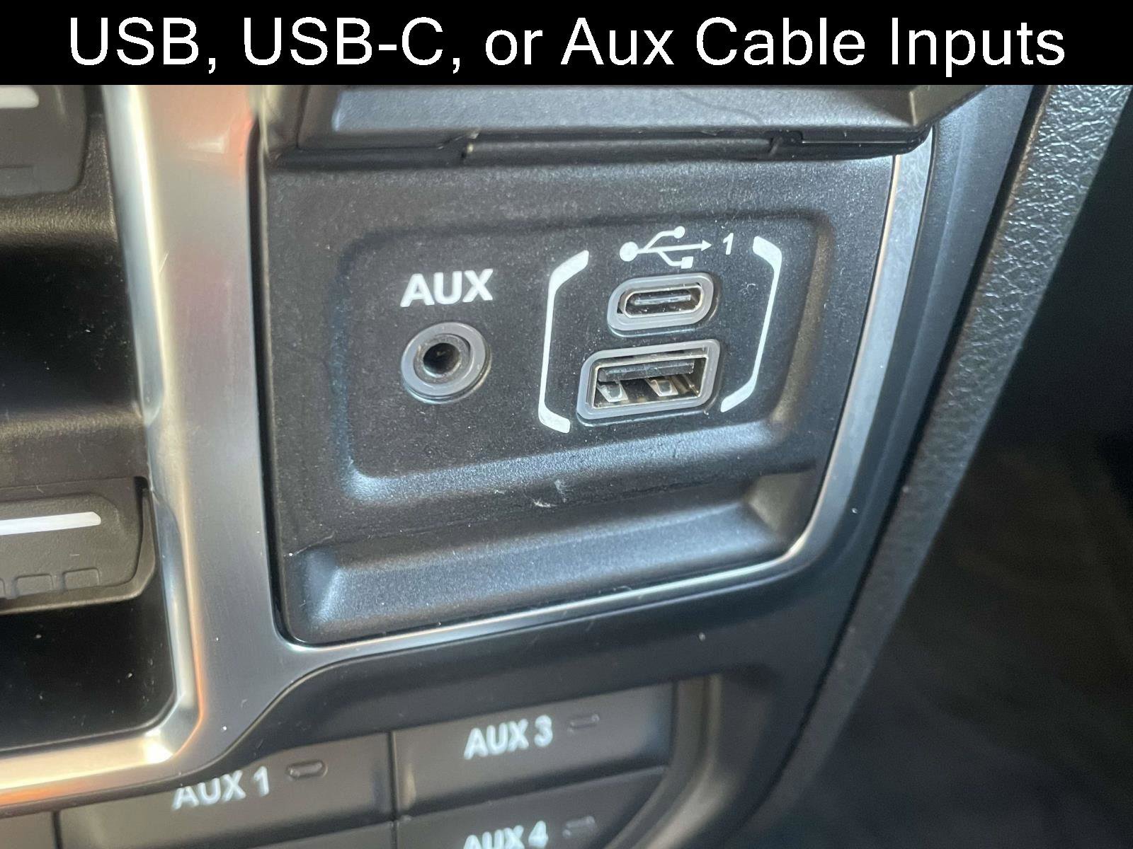 Used 2025 Jeep Wrangler Willys image 5