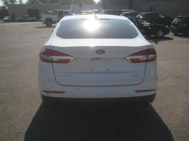 Used 2019 Ford Fusion SE image 6