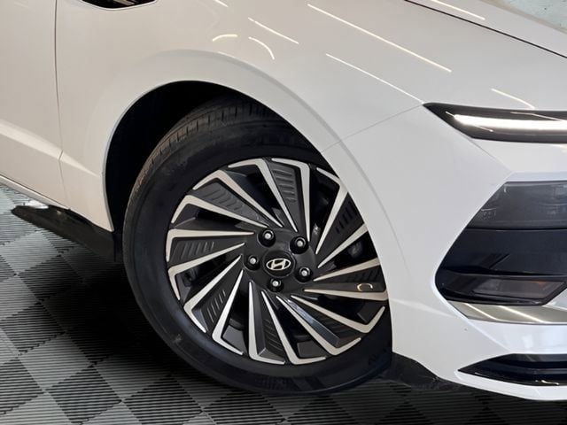 Used 2025 Hyundai Sonata SEL FWD image 24