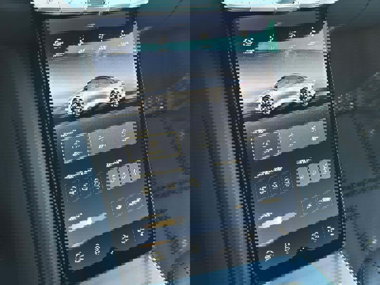 Used 2024 Lucid Air Pure image 20