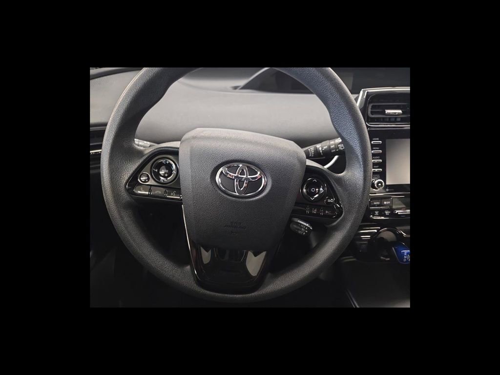 Used 2021 Toyota Prius LE FWD image 14