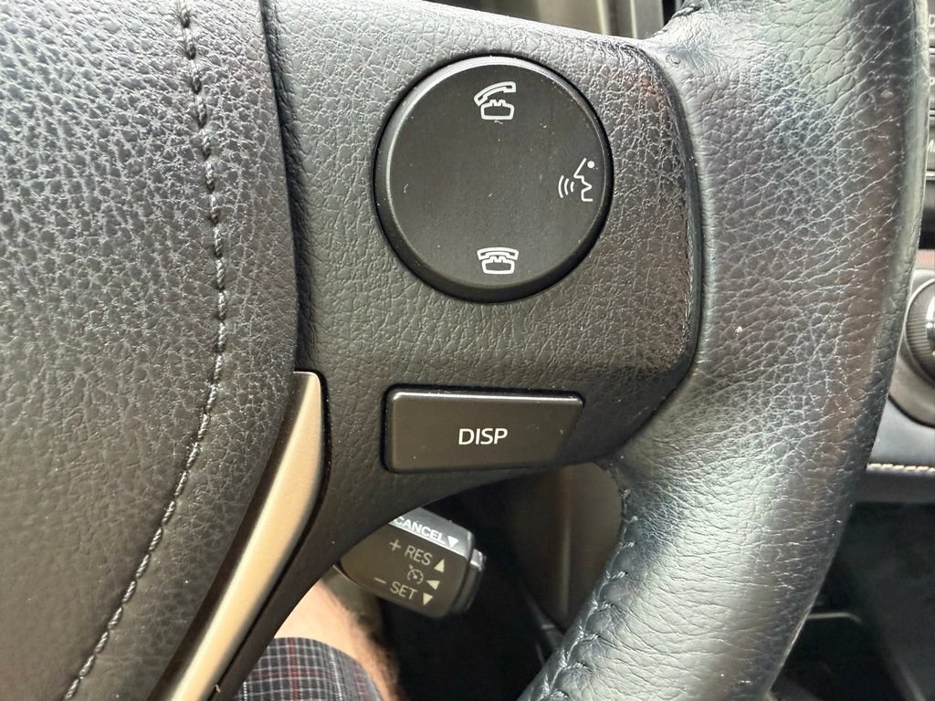 Used 2015 Toyota RAV4 Limited AWD/4WD image 19