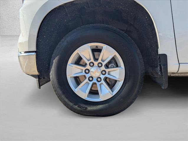 Used 2025 Chevrolet Silverado 1500 LT AWD/4WD image 21