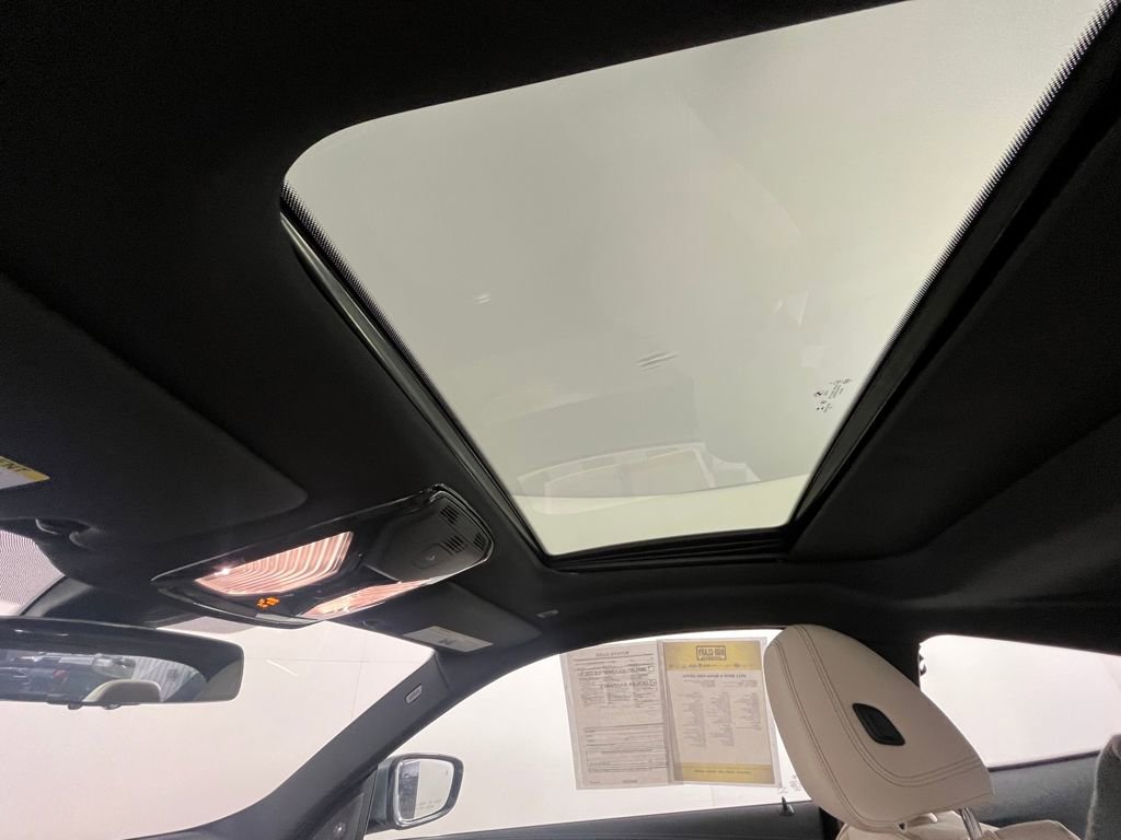 Used 2021 BMW 430i xDrive Coupe w/ Premium Package image 23