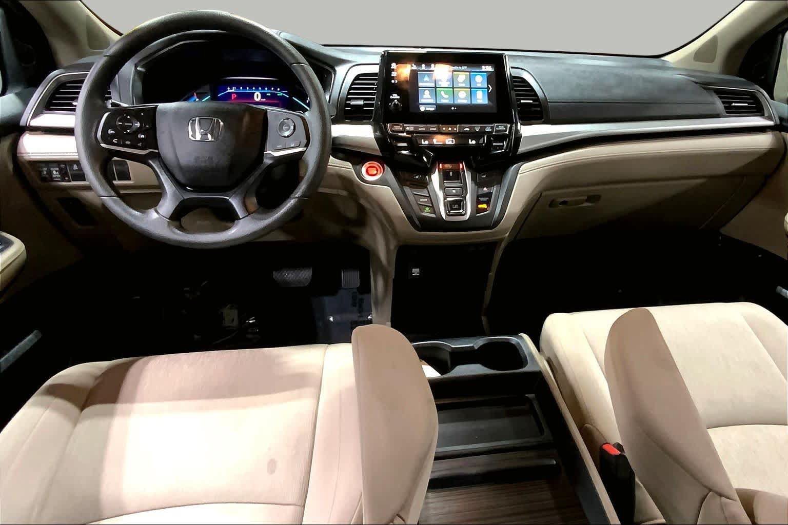 Used 2018 Honda Odyssey EX image 16