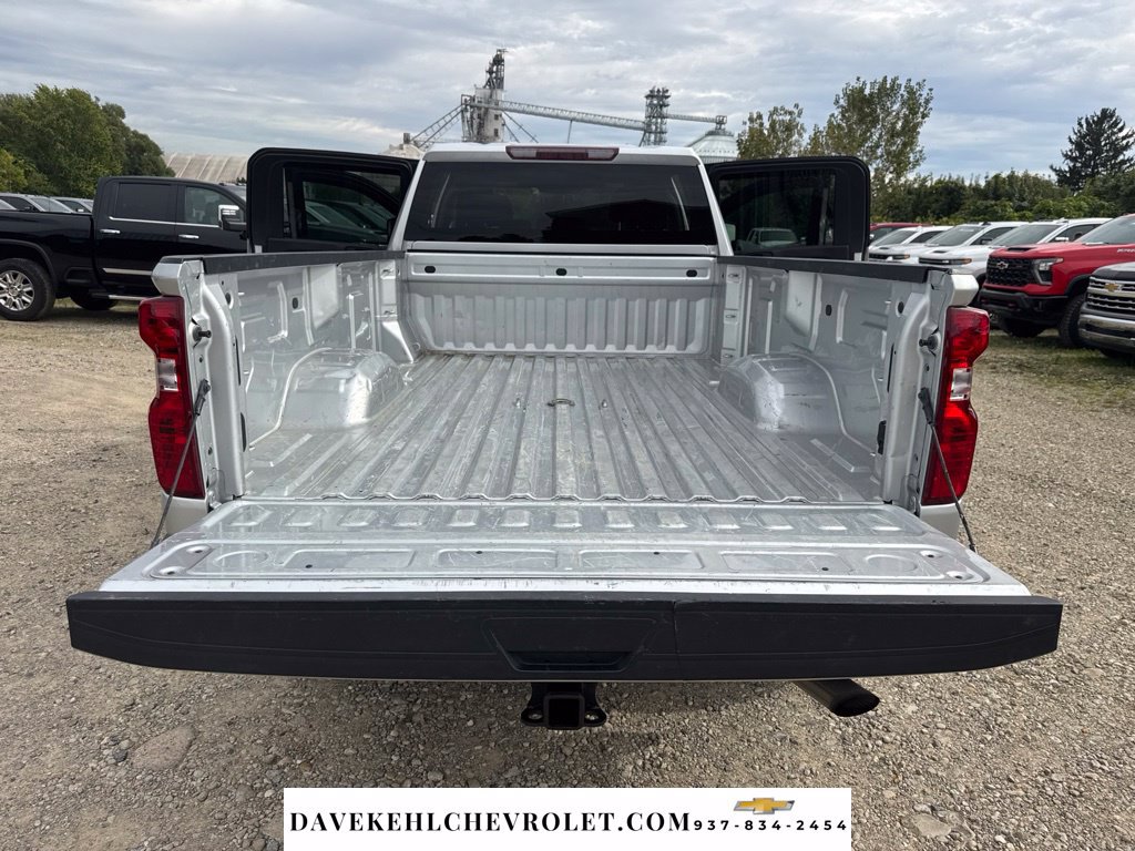 Used 2022 Chevrolet Silverado 3500 LT w/ Convenience Package AWD/4WD image 18