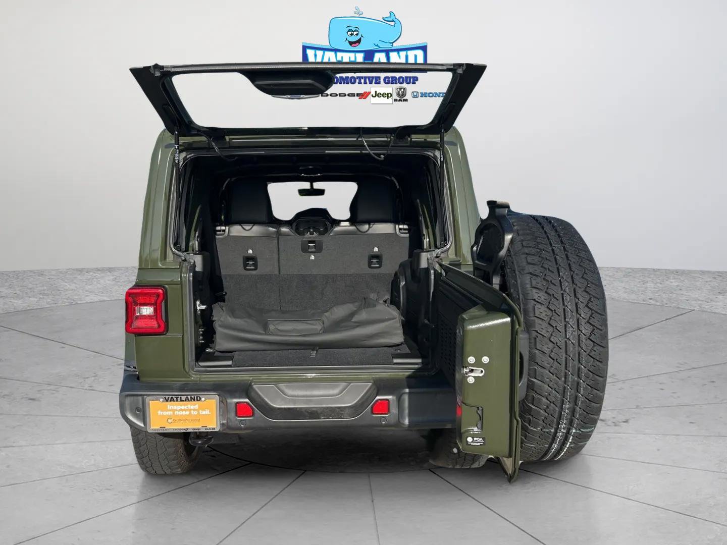 Certified 2021 Jeep Wrangler Unlimited Sahara AWD/4WD image 35