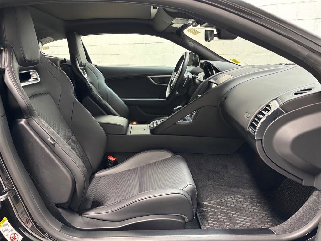 Used 2020 Jaguar F-TYPE Coupe image 28