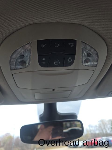 Used 2023 Chrysler Voyager LX image 22