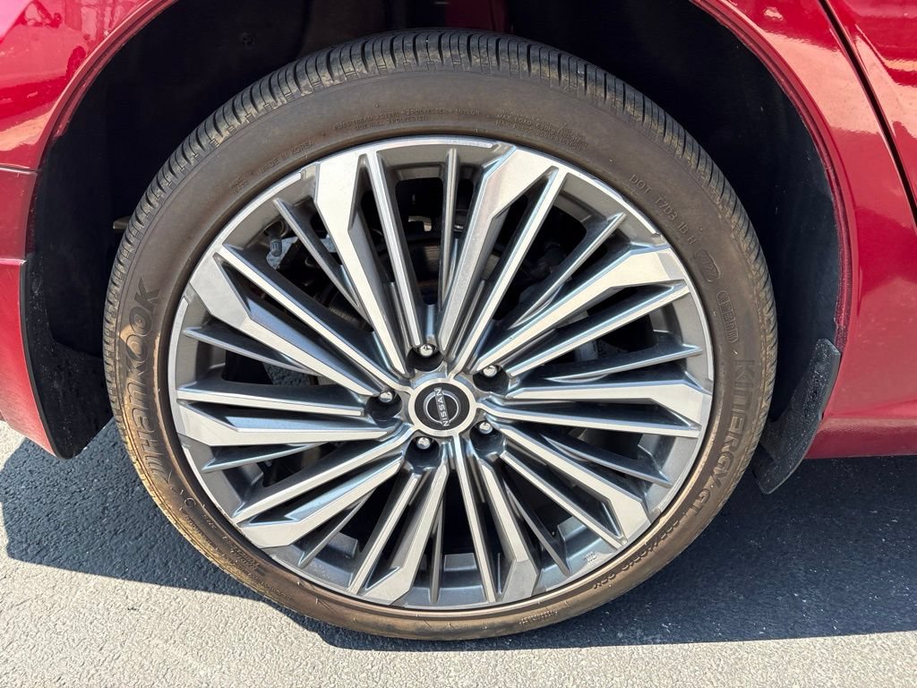 Used 2023 Nissan Altima 2.5 SL AWD/4WD image 11