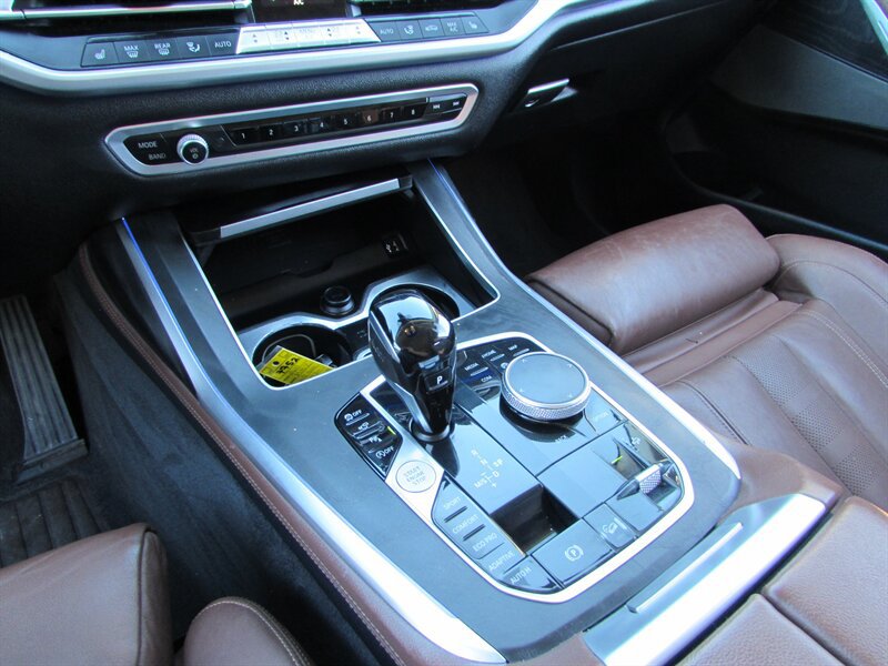 Used 2019 BMW X7 xDrive40i w/ Premium Package AWD/4WD image 18