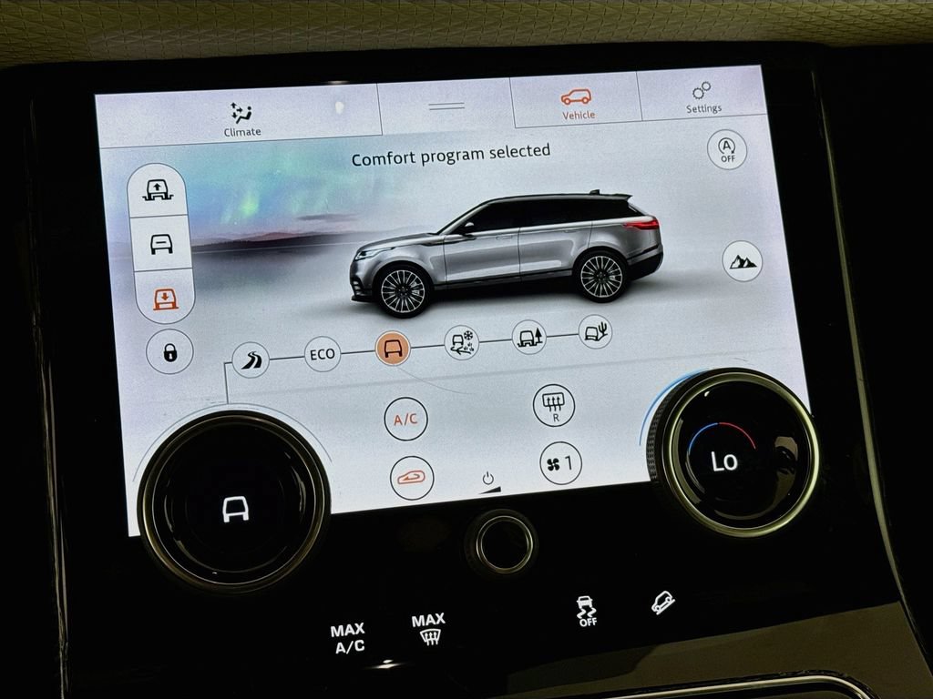Used 2019 Land Rover Range Rover Velar R-Dynamic SE AWD/4WD image 15