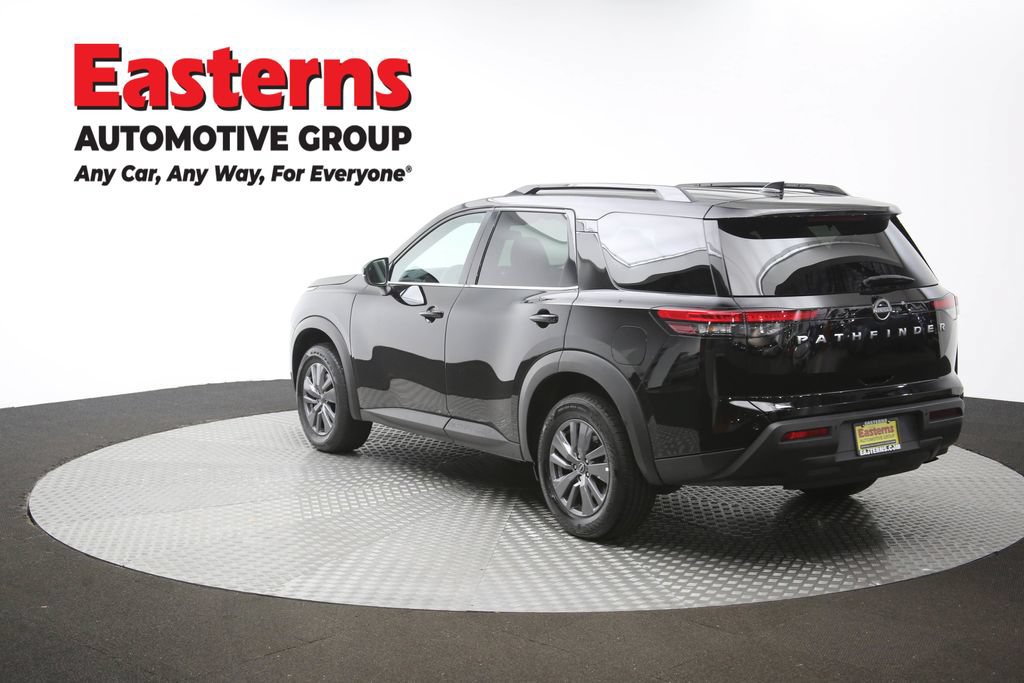 Used 2025 Nissan Pathfinder SV FWD image 66