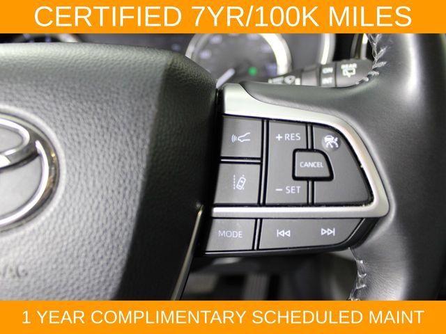 Used 2023 Toyota Highlander XLE FWD image 22