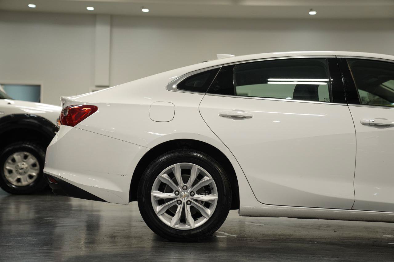 Used 2023 Chevrolet Malibu LT FWD image 11