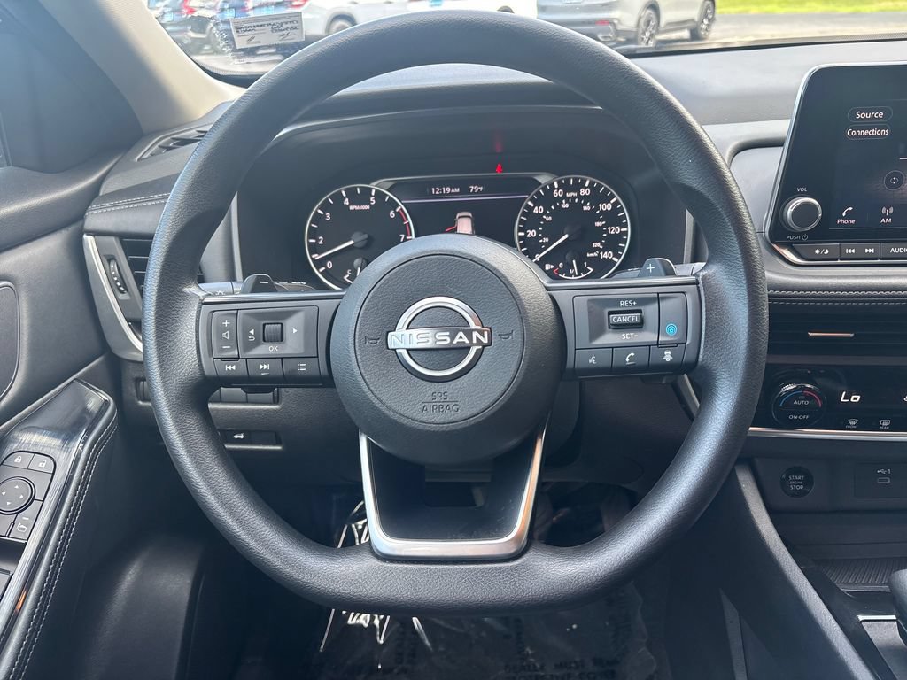 Used 2024 Nissan Rogue SV AWD/4WD image 22
