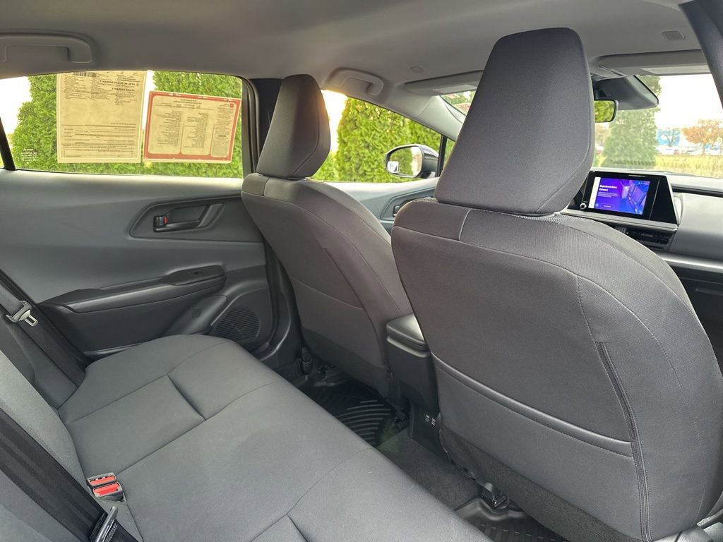 Used 2024 Toyota Prius LE image 35