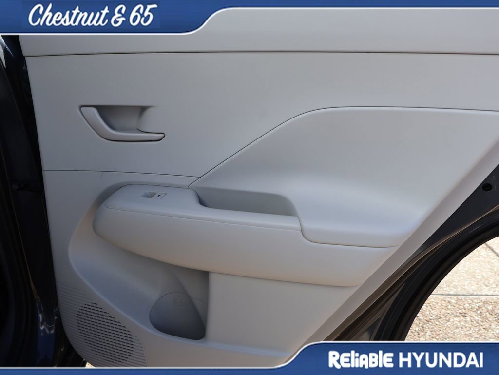 Used 2024 Hyundai Kona SEL FWD image 12
