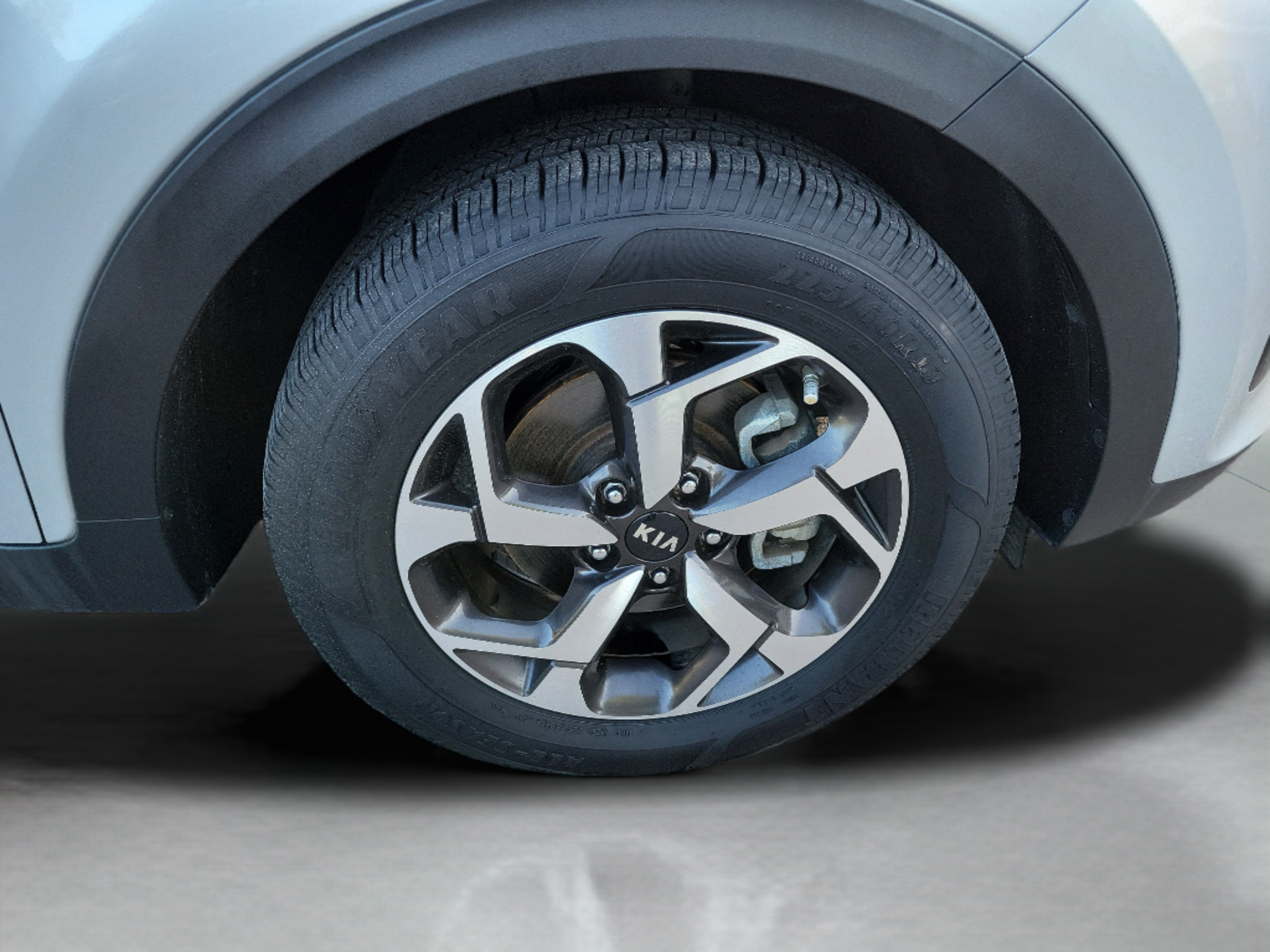 Used 2020 Kia Sportage LX FWD image 29