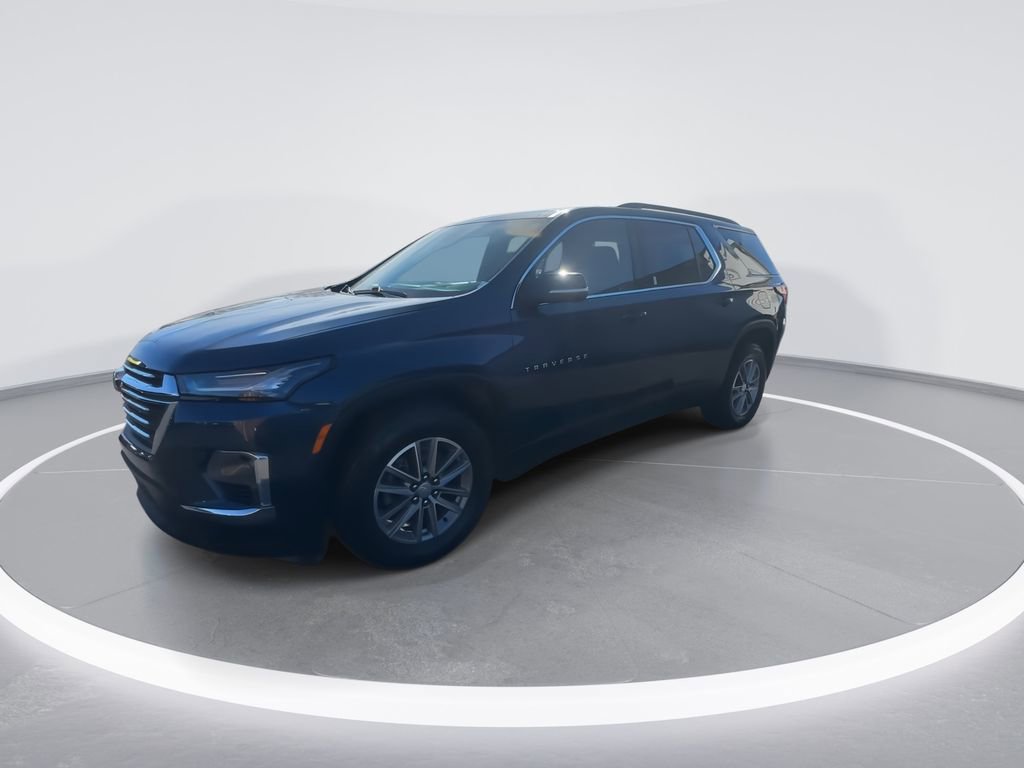 Used 2023 Chevrolet Traverse LT w/ LPO, Floor Liner Package AWD/4WD image 4