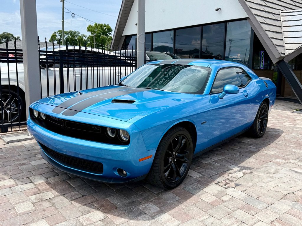 Used 2016 Dodge Challenger R/T Plus RWD image 5