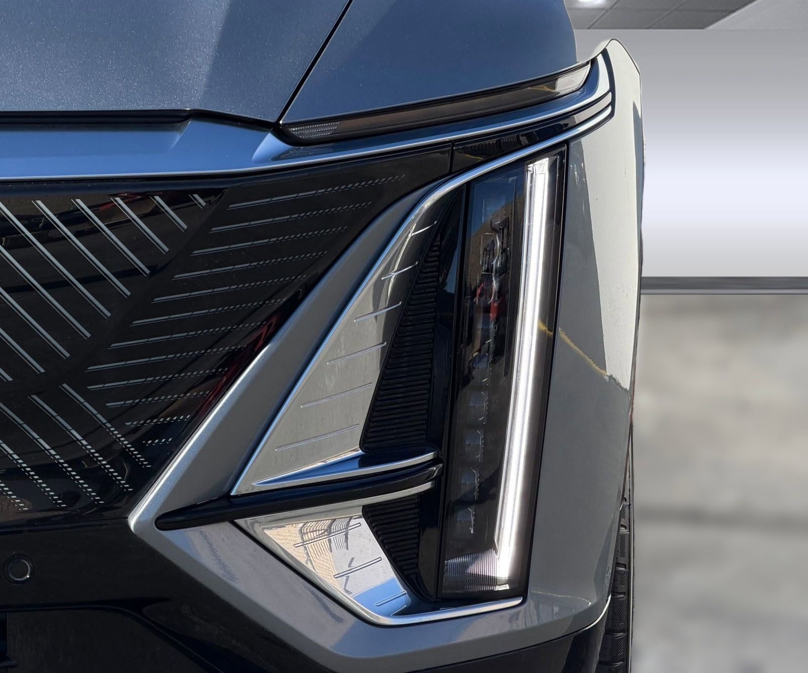 New 2026 Cadillac Lyriq Luxury image 9