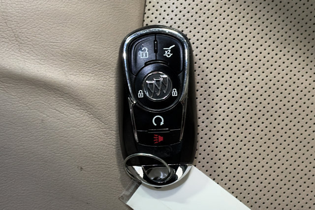 Used 2019 Buick Envision Essence AWD/4WD image 20